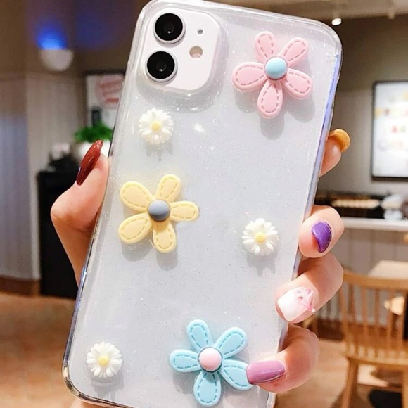 NWT IPhone 13 Pro Max 3D Flower Glitter Phone Case - Picture 2 of 4